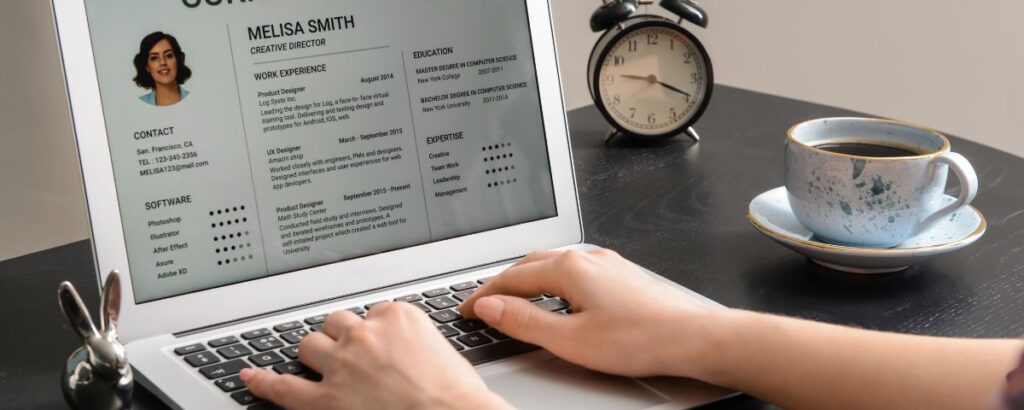 How to Showcase Work History and Experience the Right Way