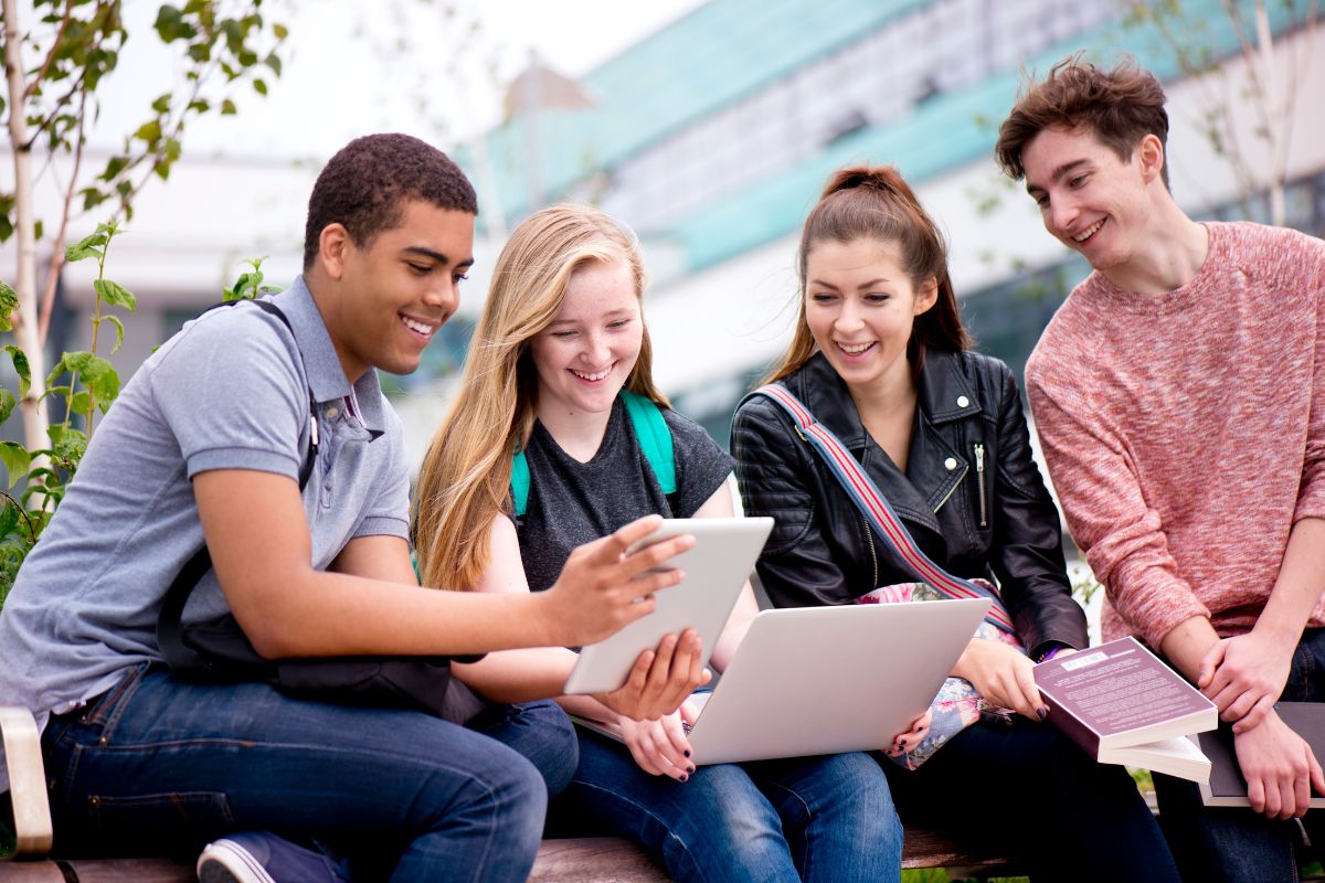resume for freshers without experience