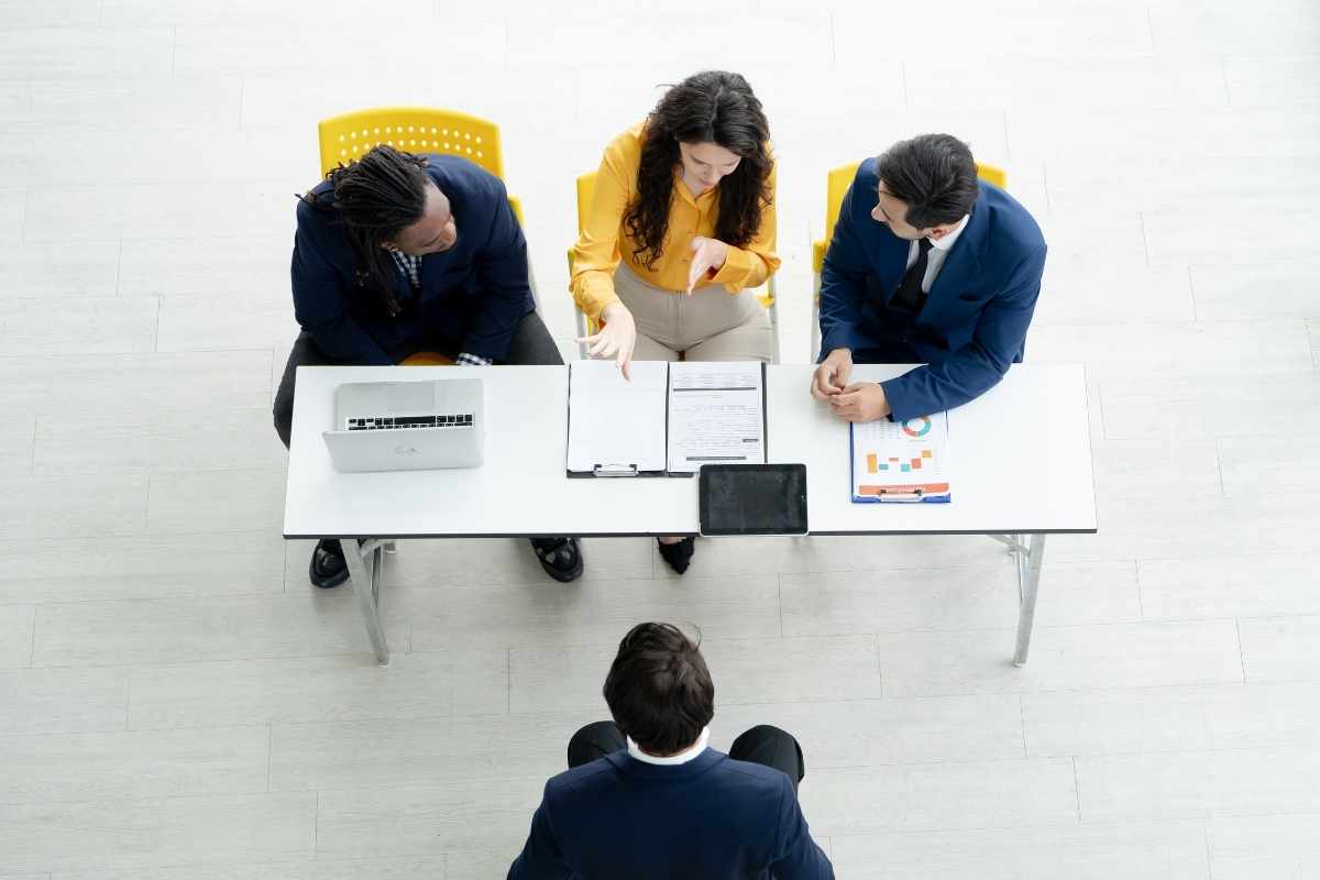 how to mail resume to hr
